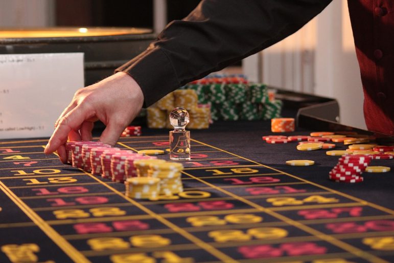 Baccarat asztal privát hangulatban